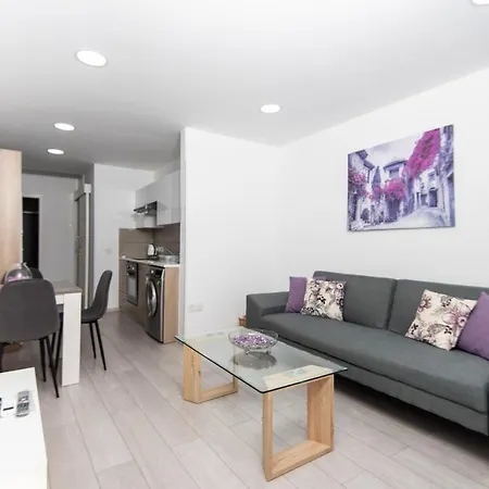 Cassiopeia Flat 27 Apartment